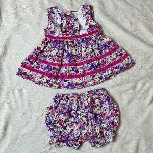 Floral sleeveless top w/ matching bloomers & velvet pink accents.  EUC. Size 9 m